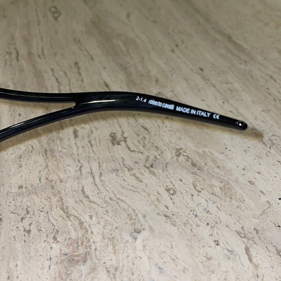 **SOLD** Vintage Roberto Cavalli sunglasses - Picture 4 of 4